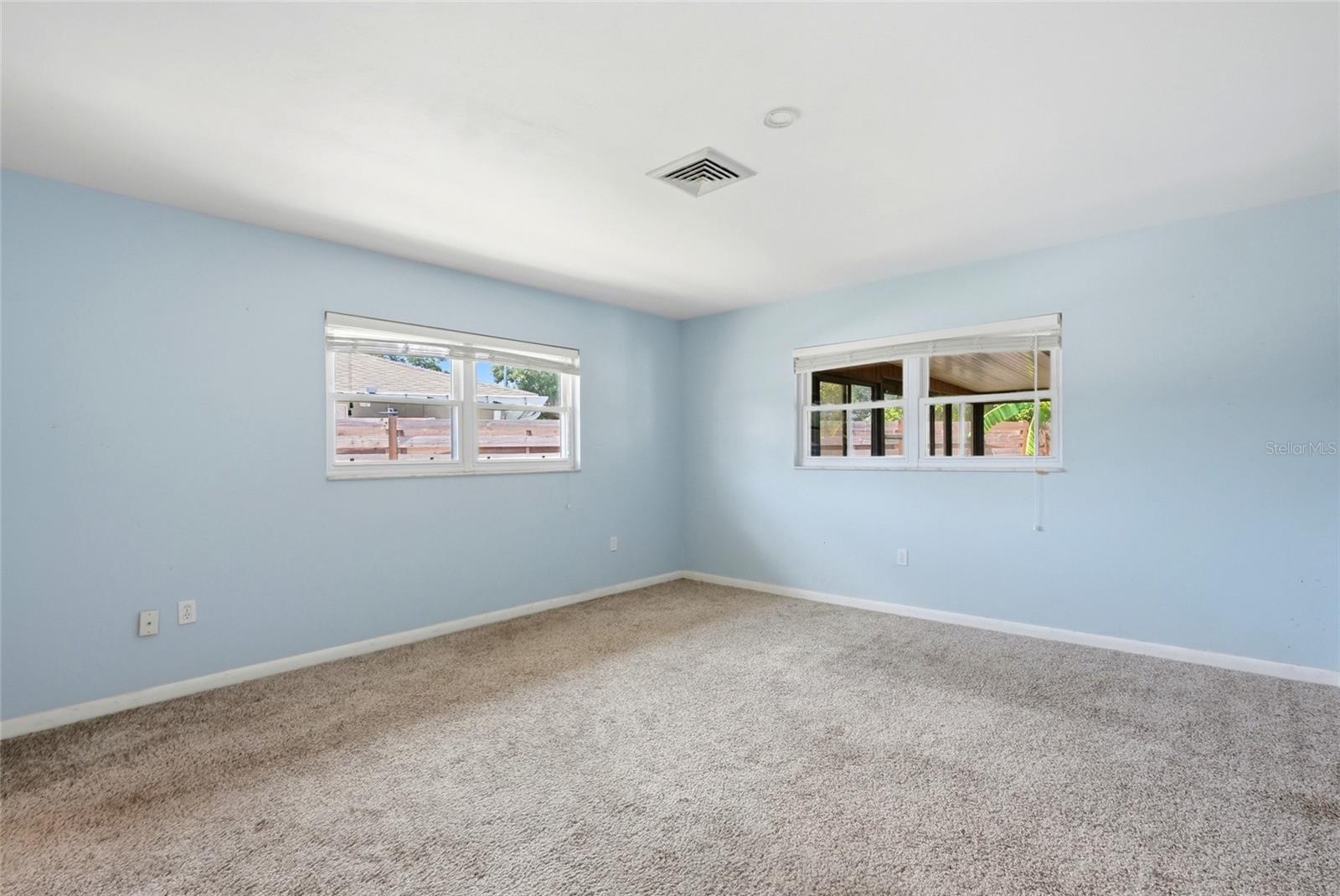 2711 GULF GATE DR — photo 12