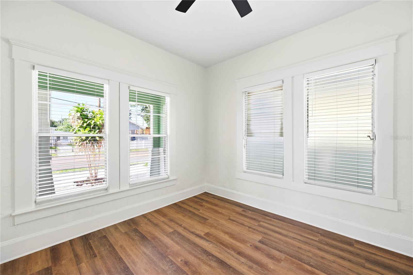 1404 E 26TH AVE — photo 13