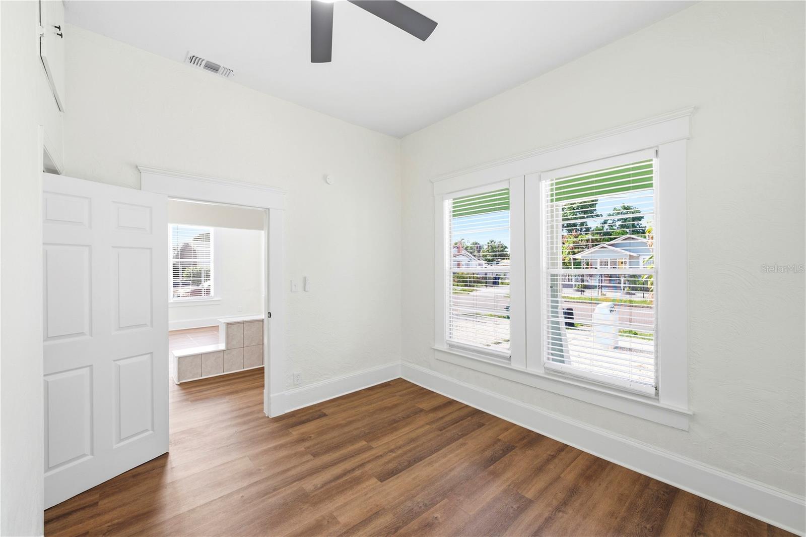 1404 E 26TH AVE — photo 18