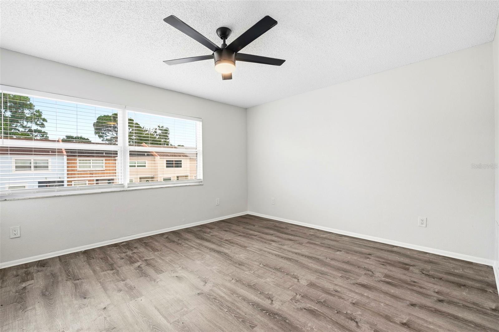 2871 S PINES DR #31 — photo 12