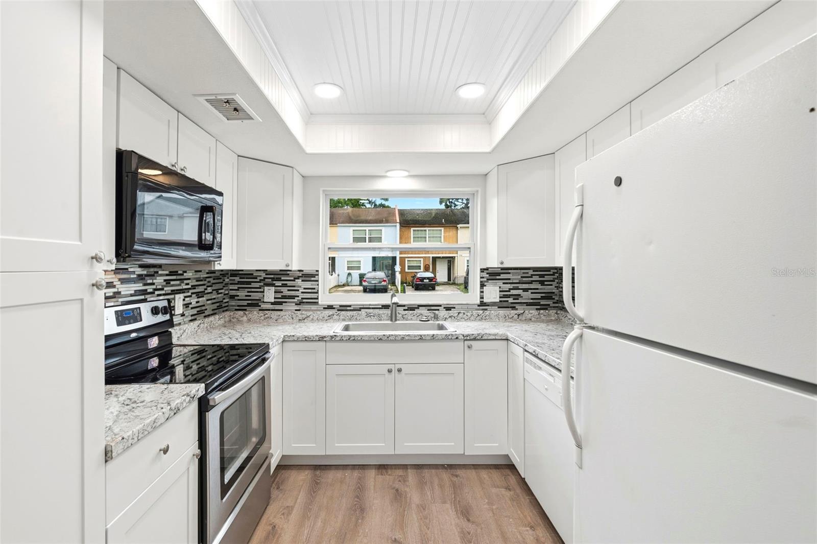 2871 S PINES DR #31 — photo 4