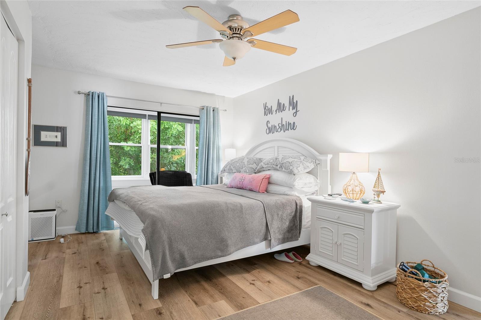440 PALM TREE DR #N/A — photo 14