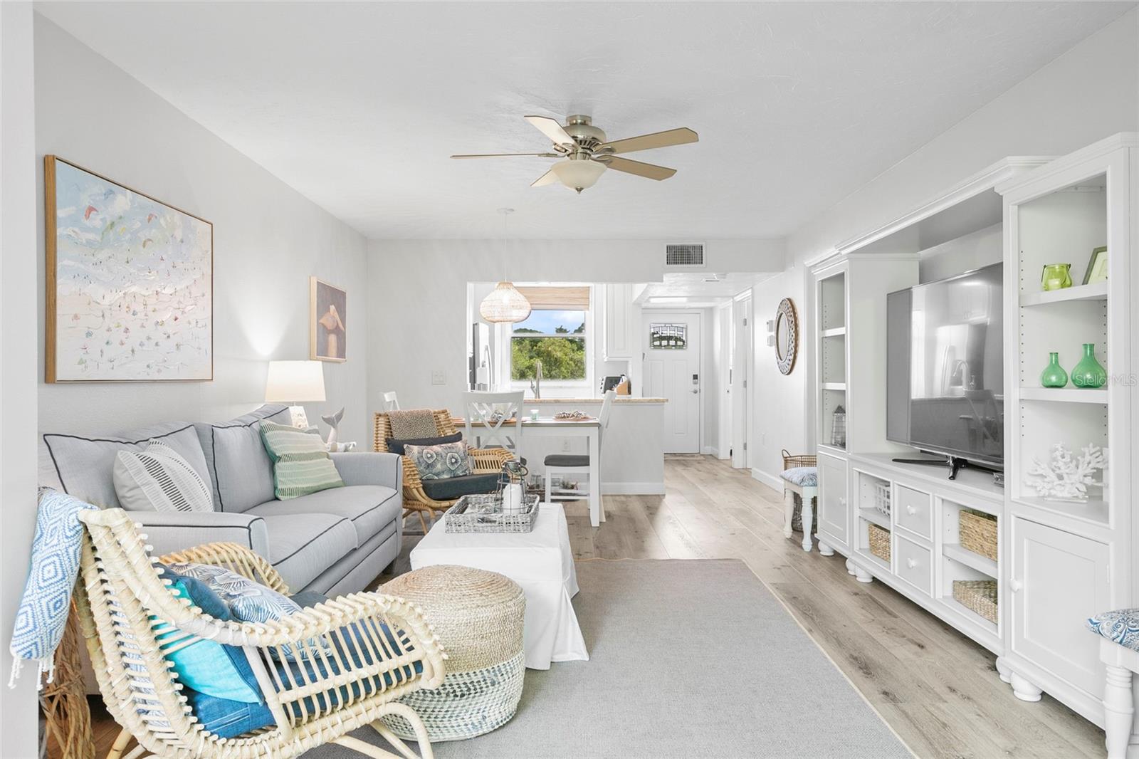 440 PALM TREE DR #N/A — photo 12