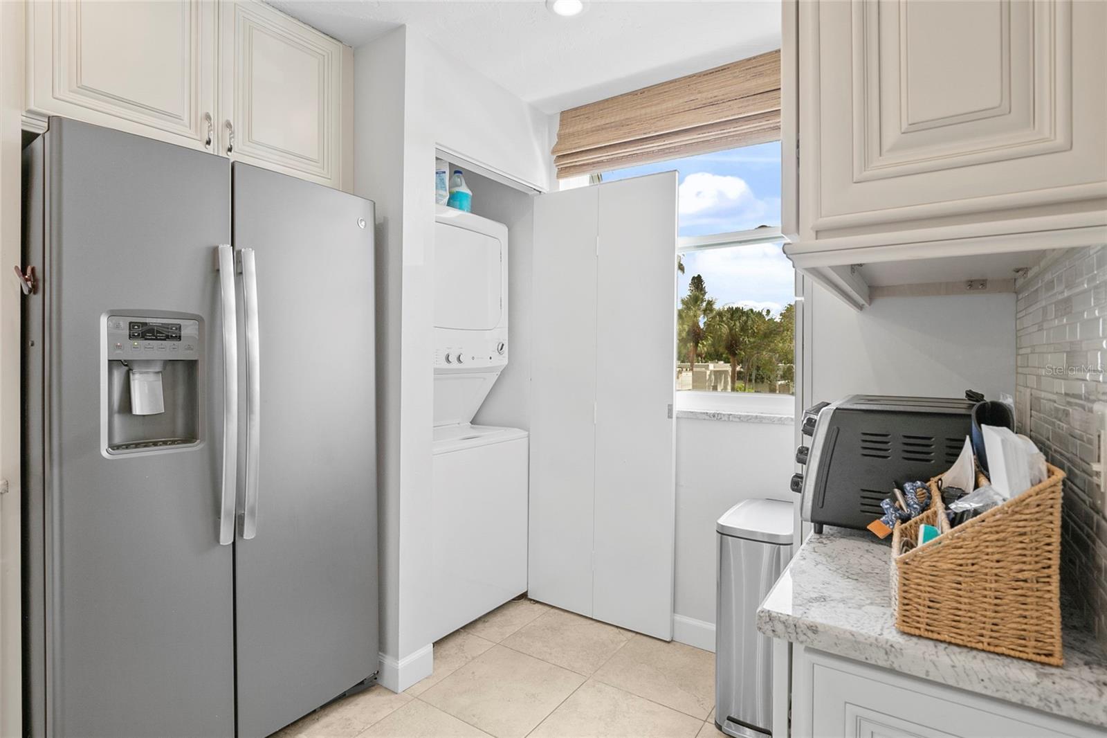 440 PALM TREE DR #N/A — photo 17