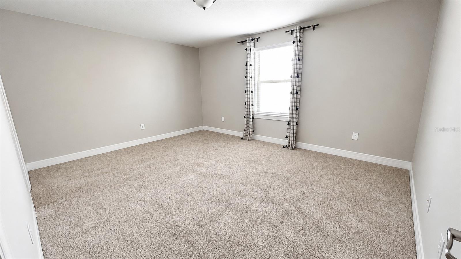 10903 GREEN HARVEST DR — photo 52