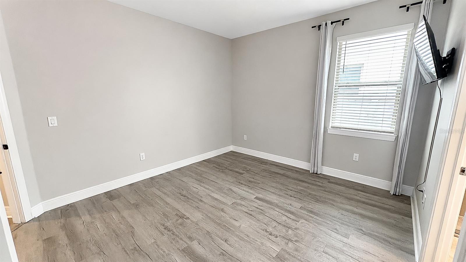 10903 GREEN HARVEST DR — photo 34
