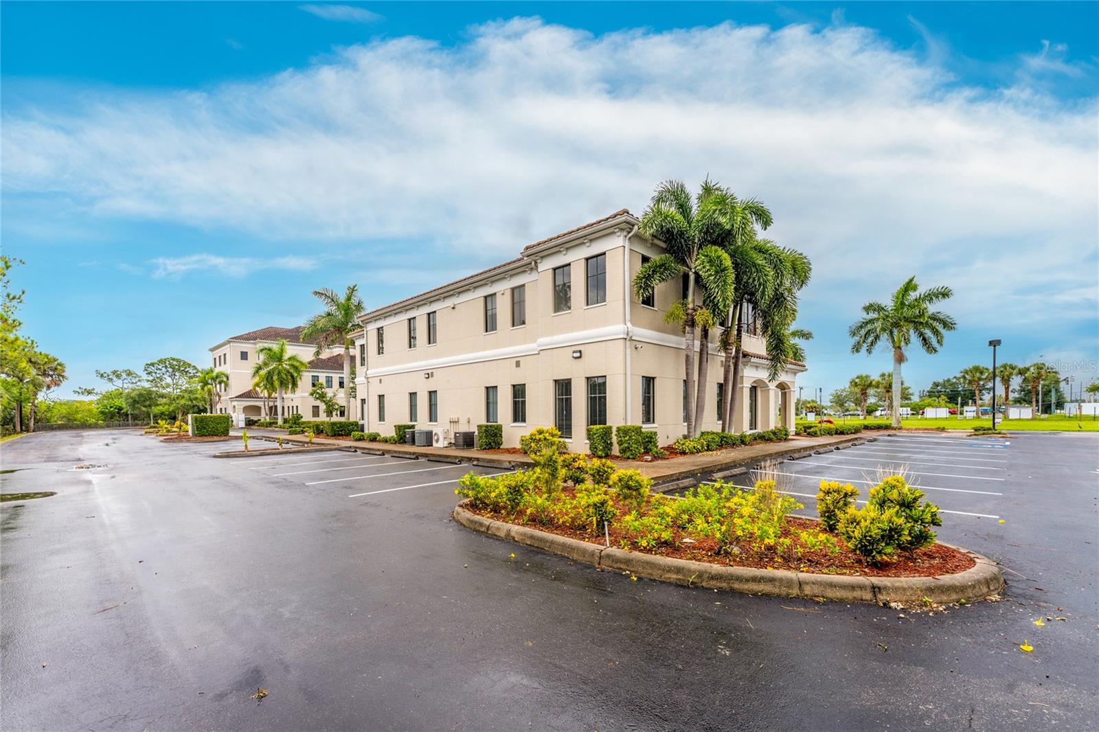 5900 and 5902 PAN AMERICAN BLVD — photo 17