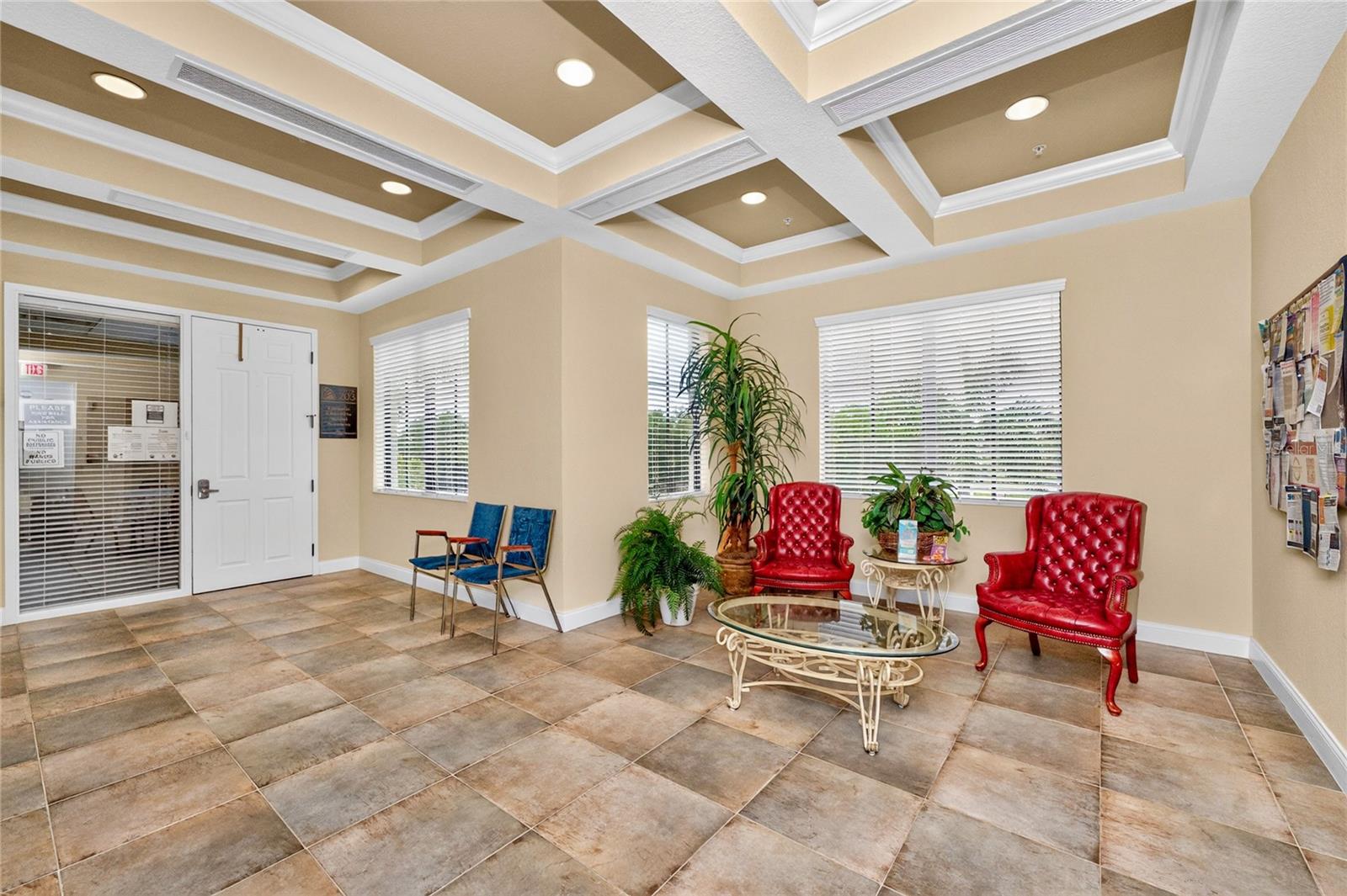 5900 and 5902 PAN AMERICAN BLVD — photo 6