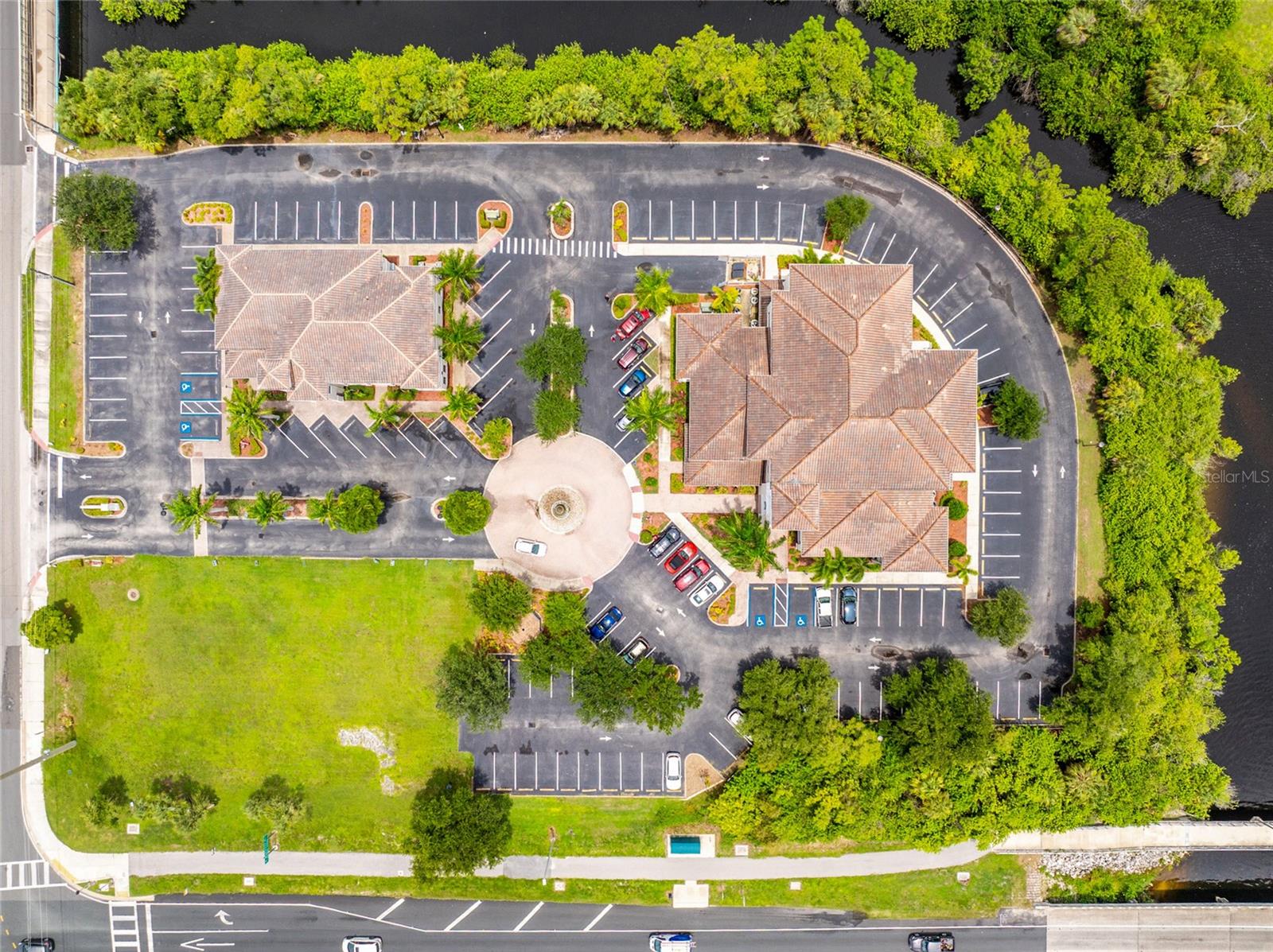 5900 and 5902 PAN AMERICAN BLVD — photo 29