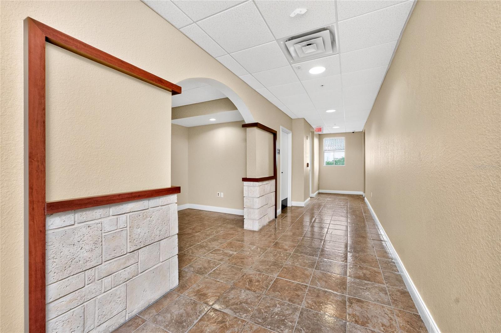 5900 and 5902 PAN AMERICAN BLVD — photo 45