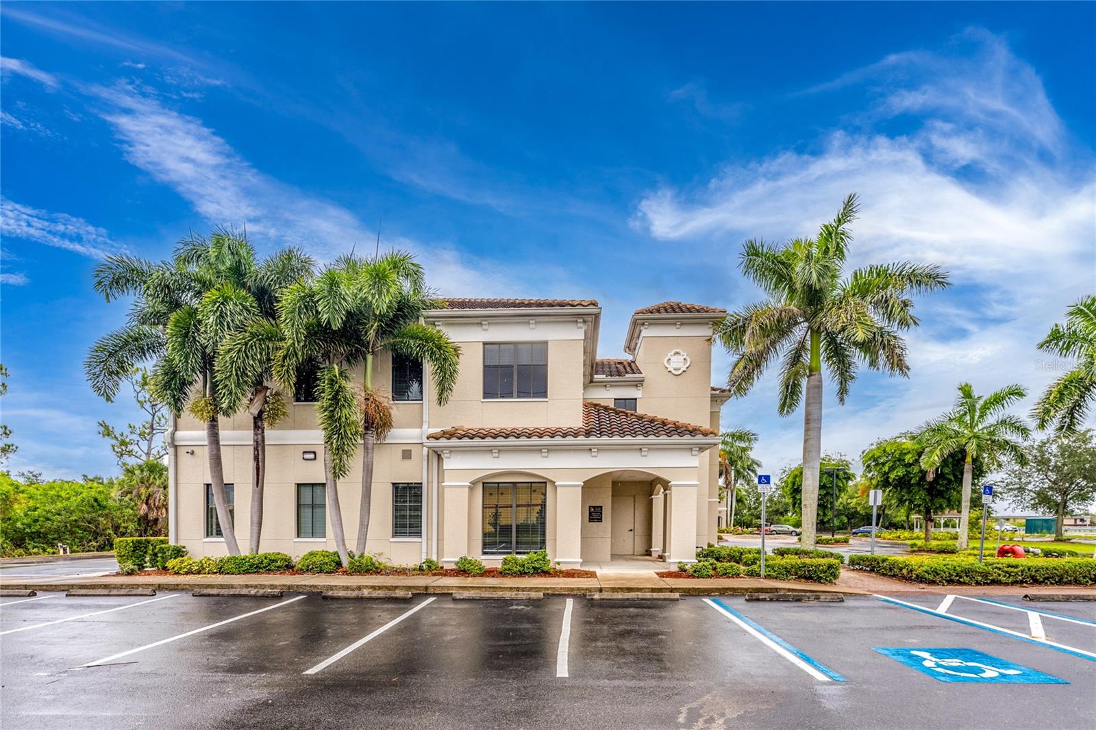 5900 and 5902 PAN AMERICAN BLVD — photo 2