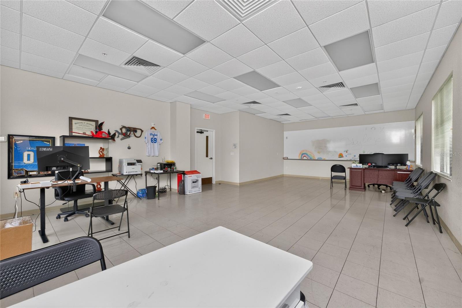 5900 and 5902 PAN AMERICAN BLVD — photo 46