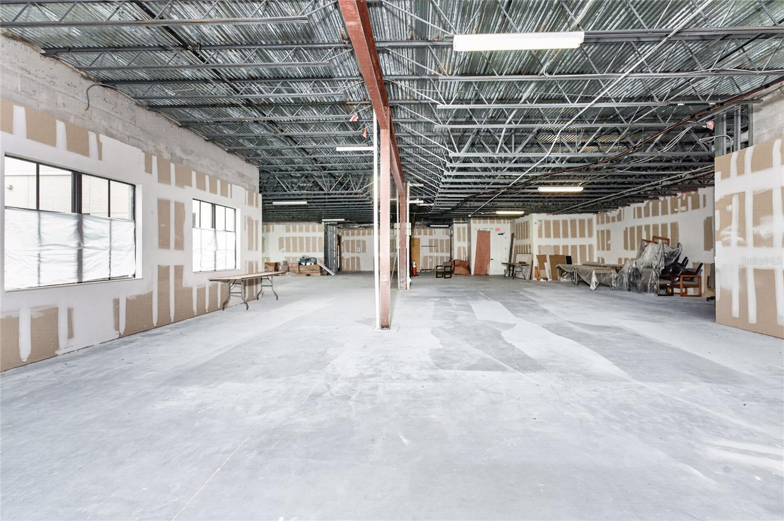 5900 and 5902 PAN AMERICAN BLVD — photo 77
