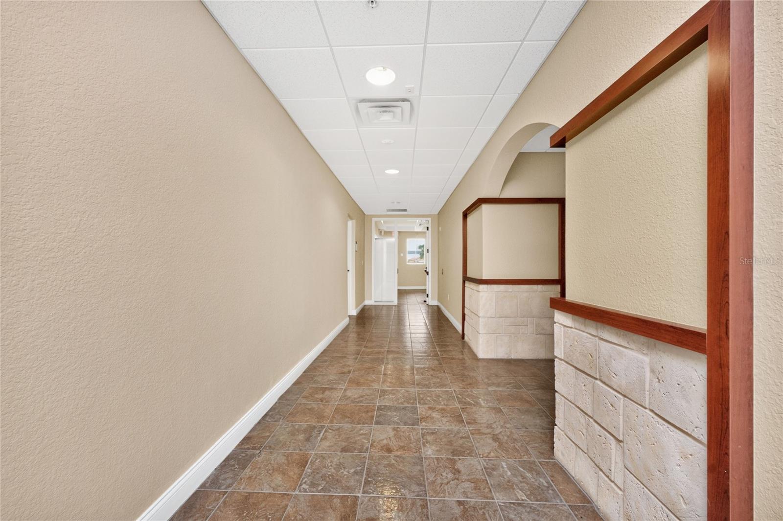 5900 and 5902 PAN AMERICAN BLVD — photo 54