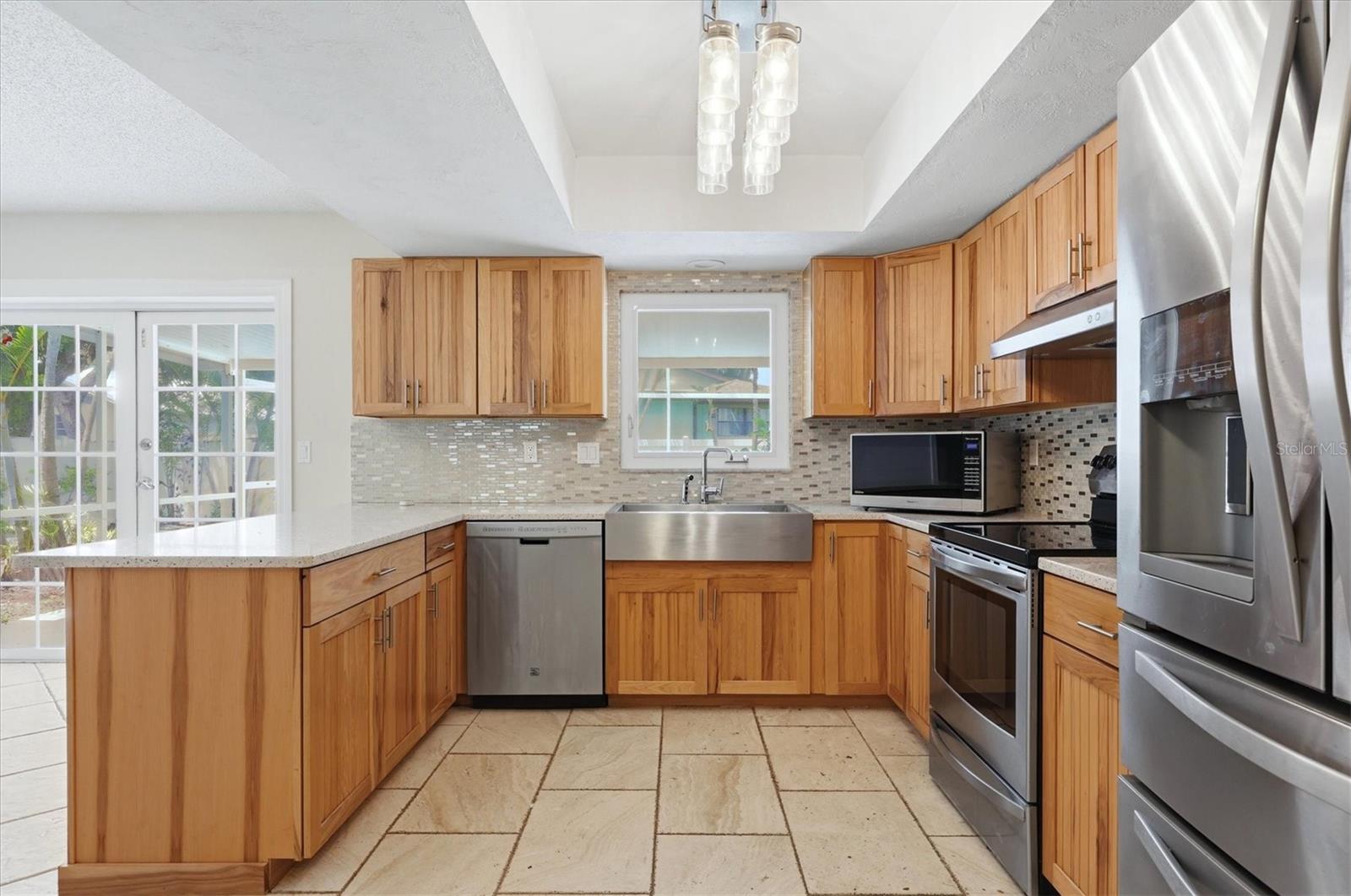 4089 KING RICHARD DR — photo 13