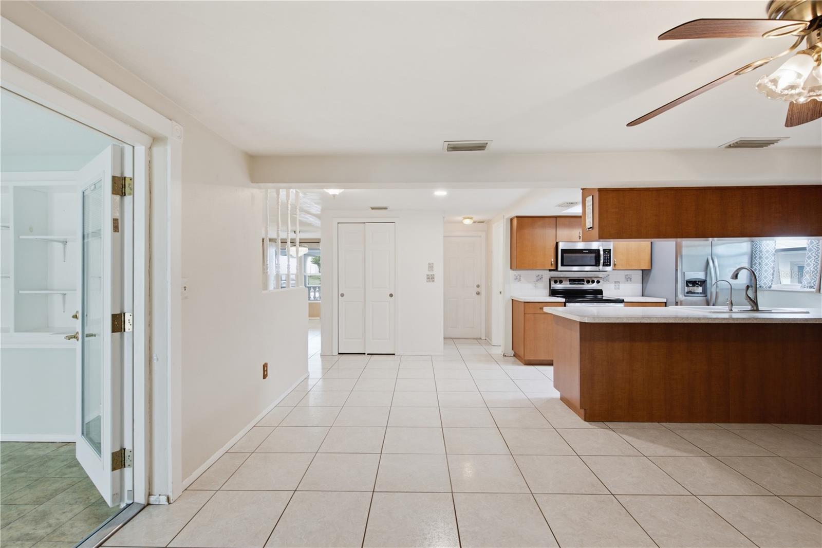 6345 PATELLA AVE — photo 11