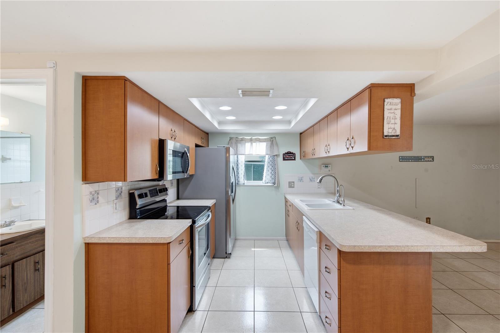 6345 PATELLA AVE — photo 33