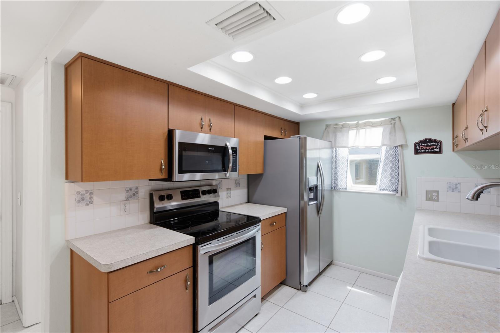 6345 PATELLA AVE — photo 32