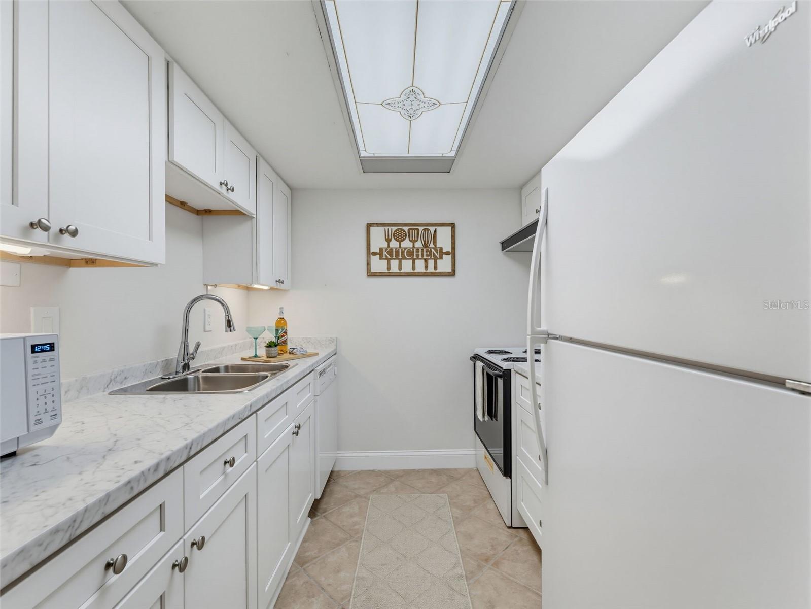 12760 INDIAN ROCKS RD #1004 — photo 12