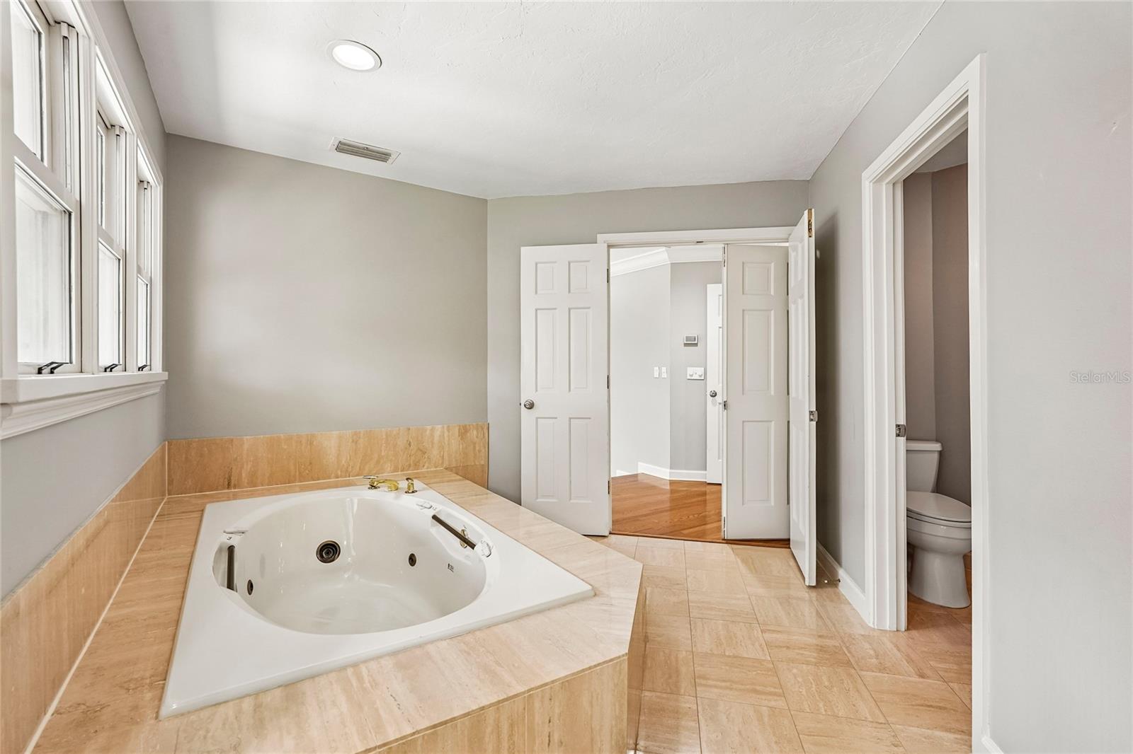 1675 LANDINGS LN — photo 49