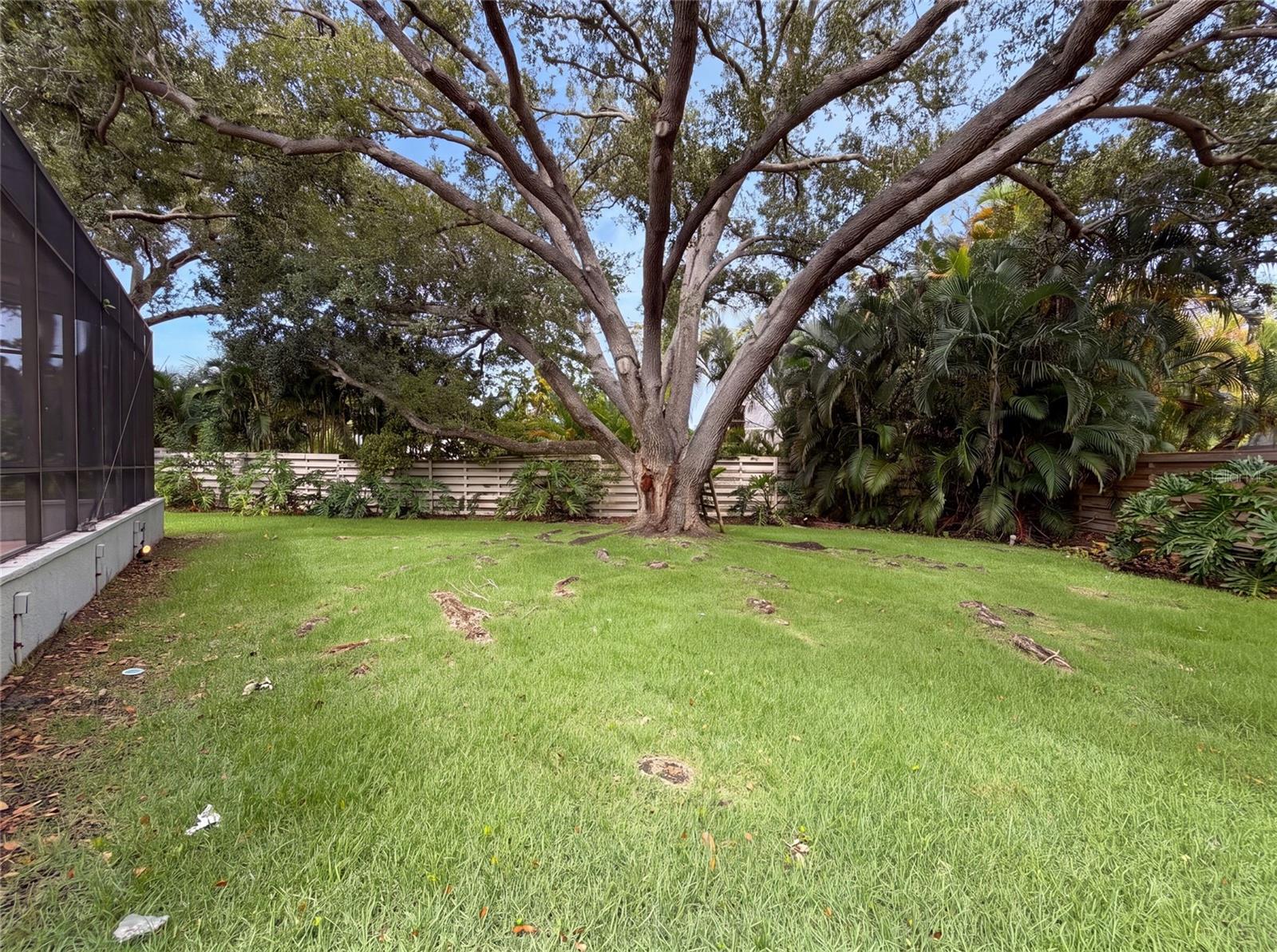 1675 LANDINGS LN — photo 64