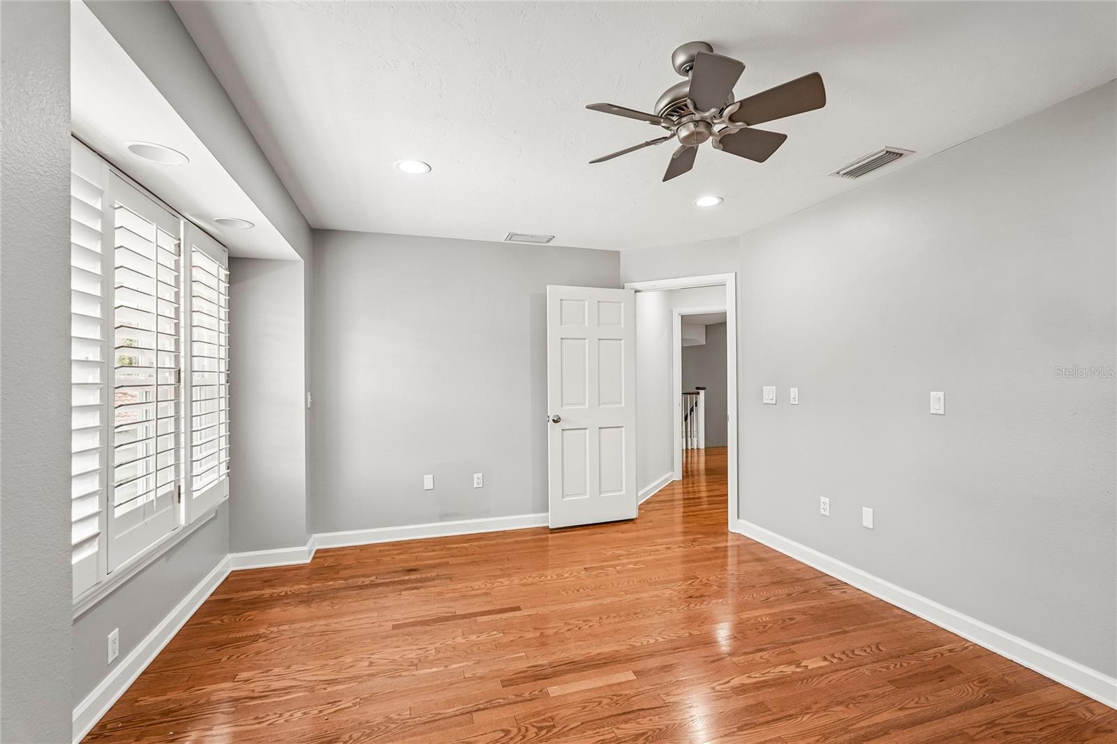 1675 LANDINGS LN — photo 16