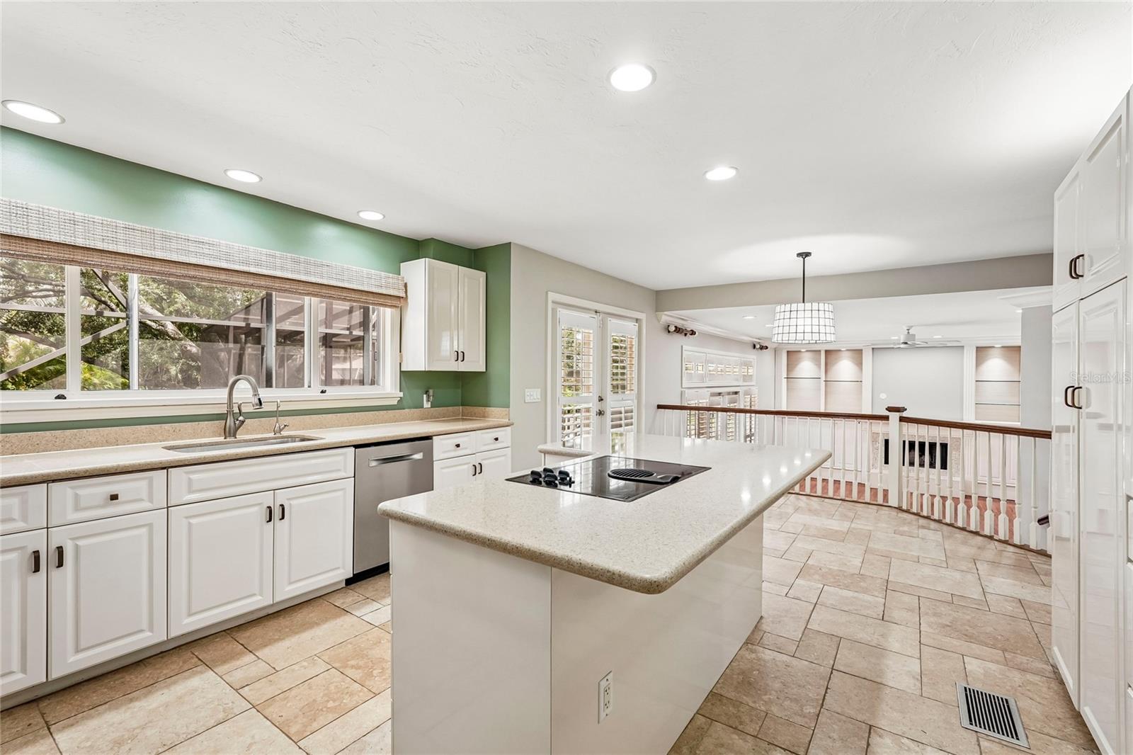1675 LANDINGS LN — photo 8