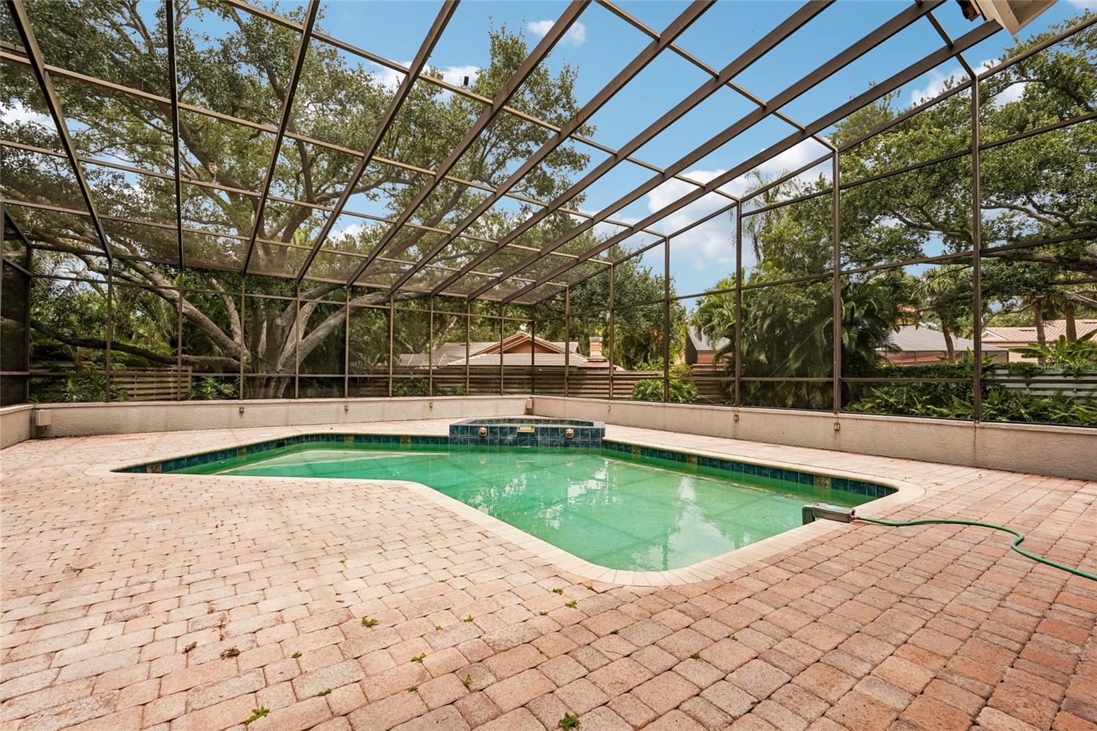 1675 LANDINGS LN — photo 28