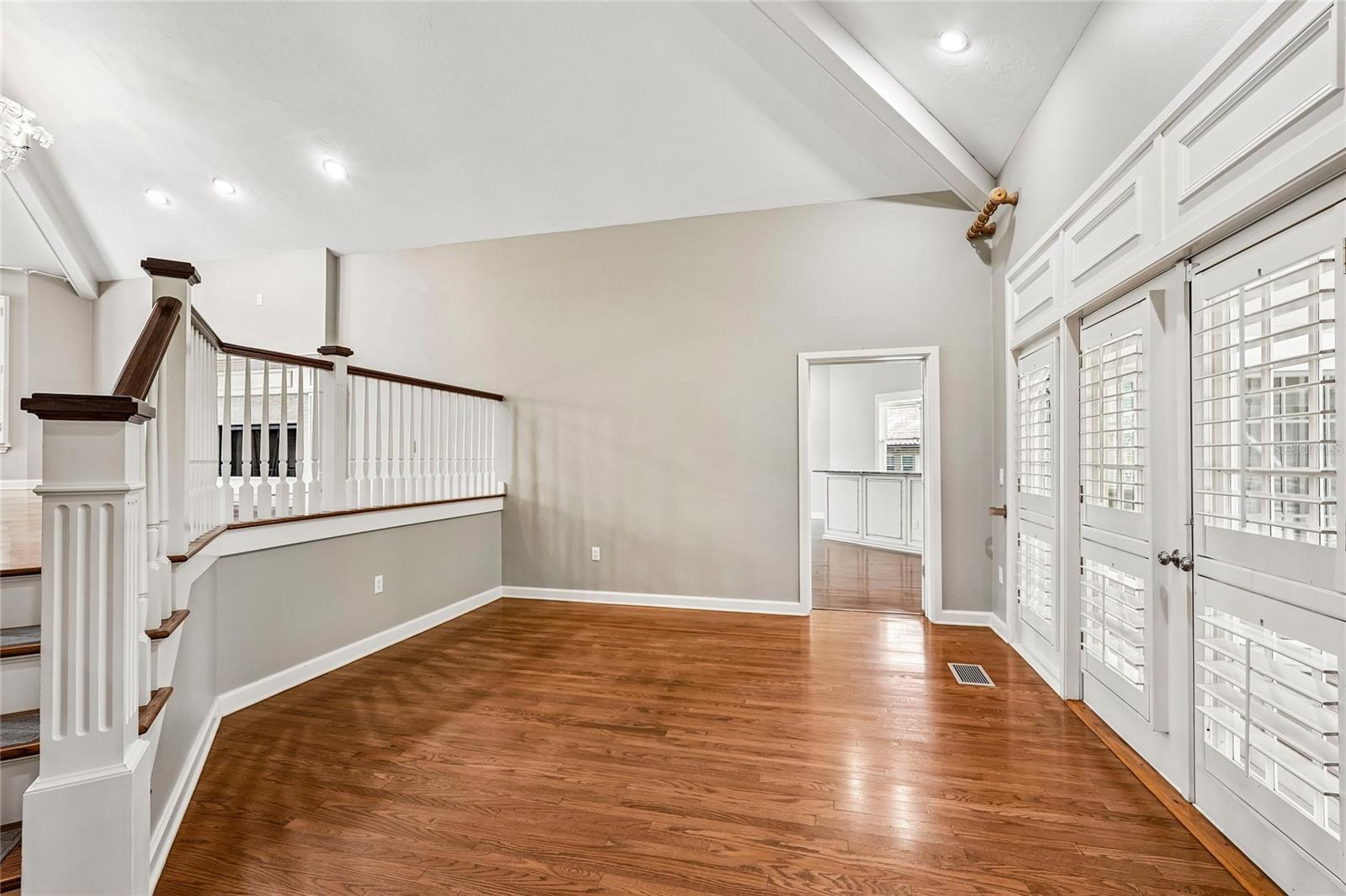 1675 LANDINGS LN — photo 32