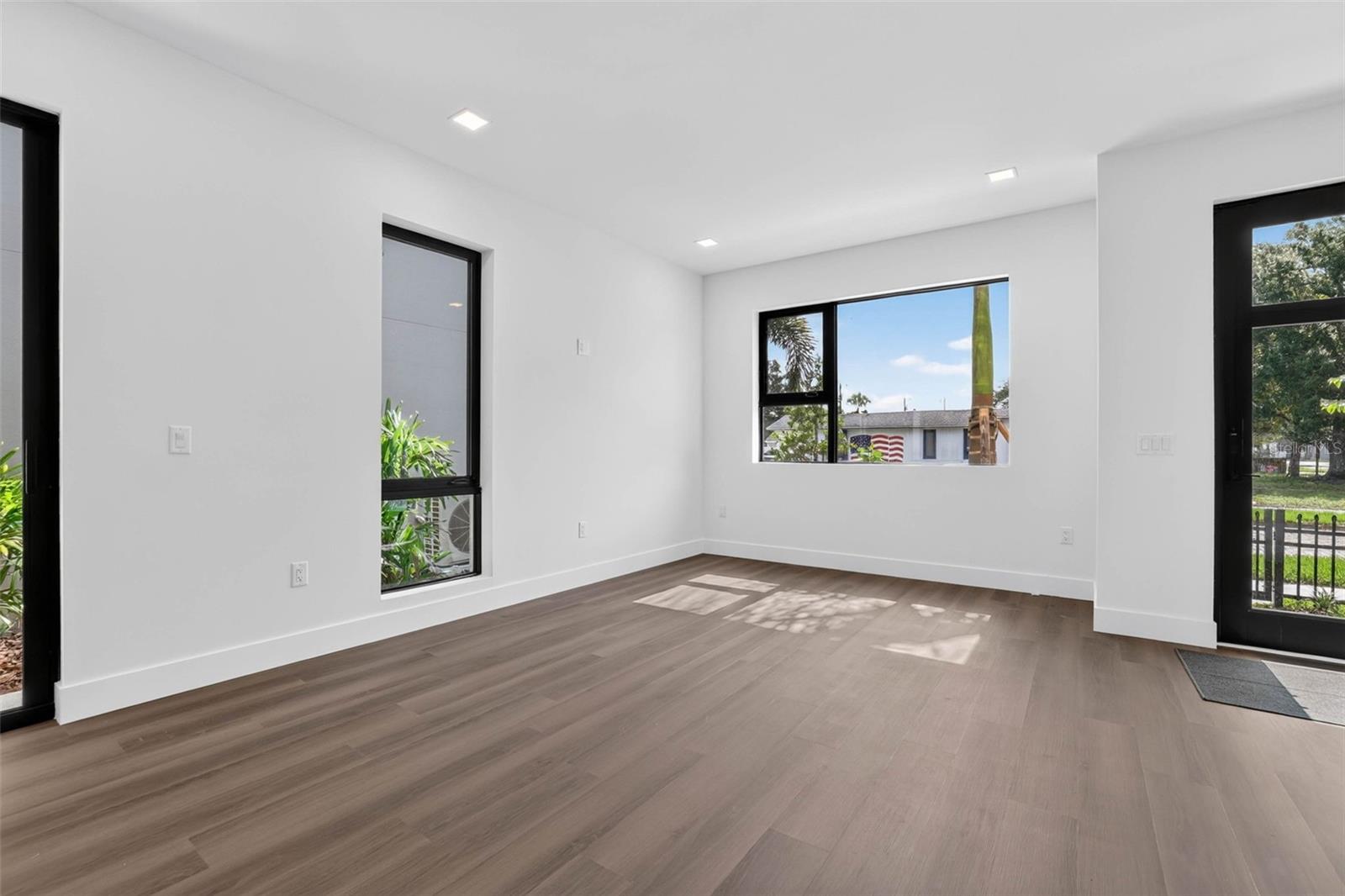 100 36TH ST N — photo 12