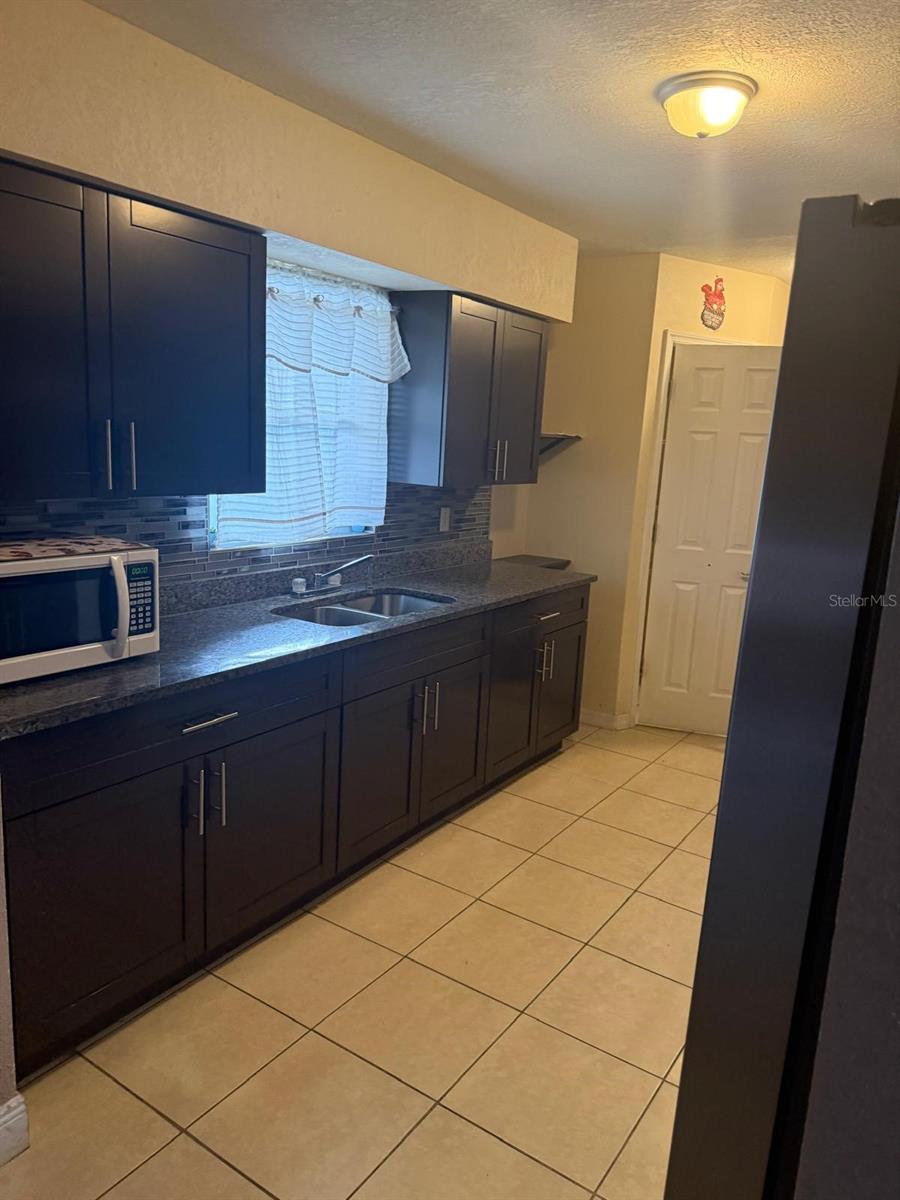 1827 HEATHER AVE — photo 16