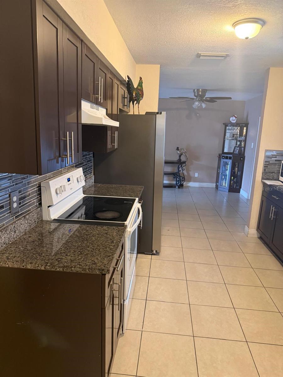 1827 HEATHER AVE — photo 13