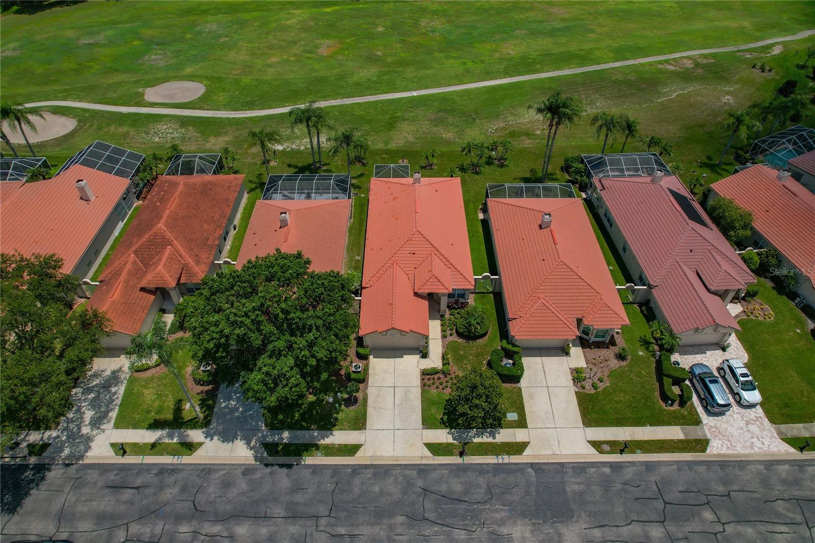 1063 DARTFORD DR — photo 40