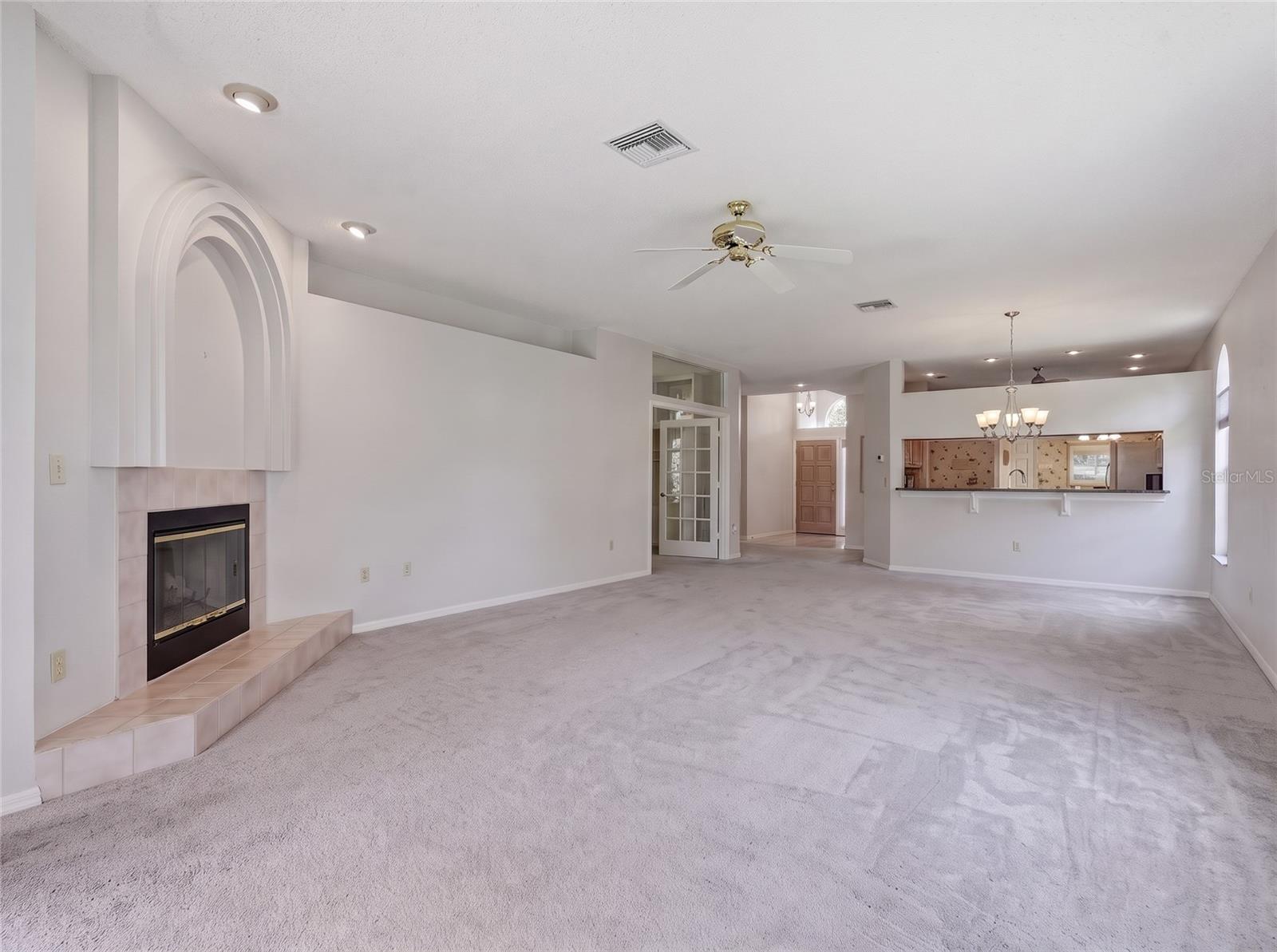 1063 DARTFORD DR — photo 12