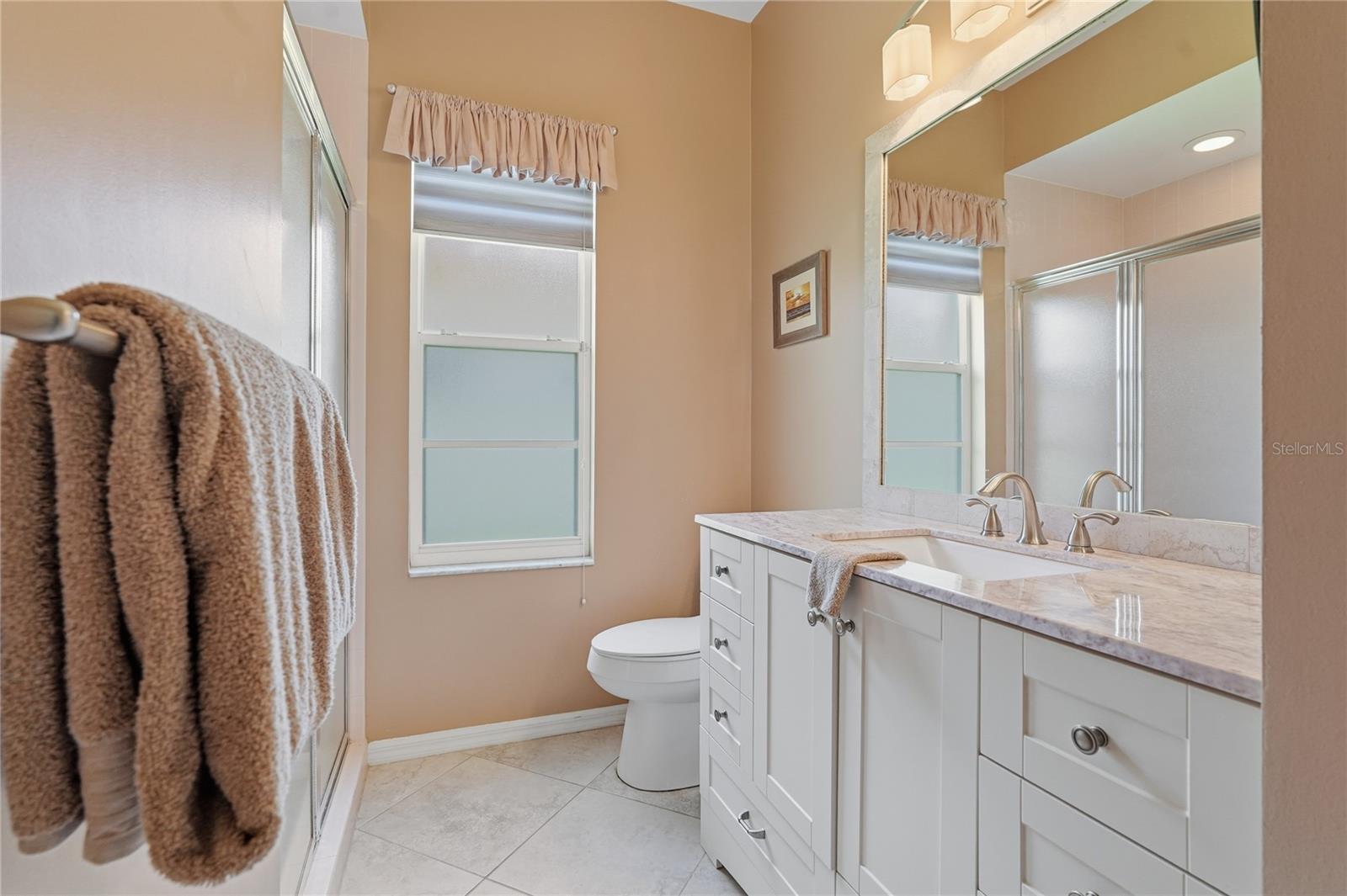 1063 DARTFORD DR — photo 23