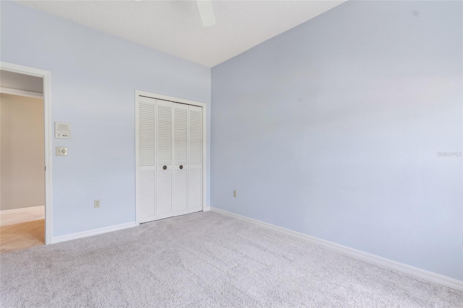 1063 DARTFORD DR — photo 22