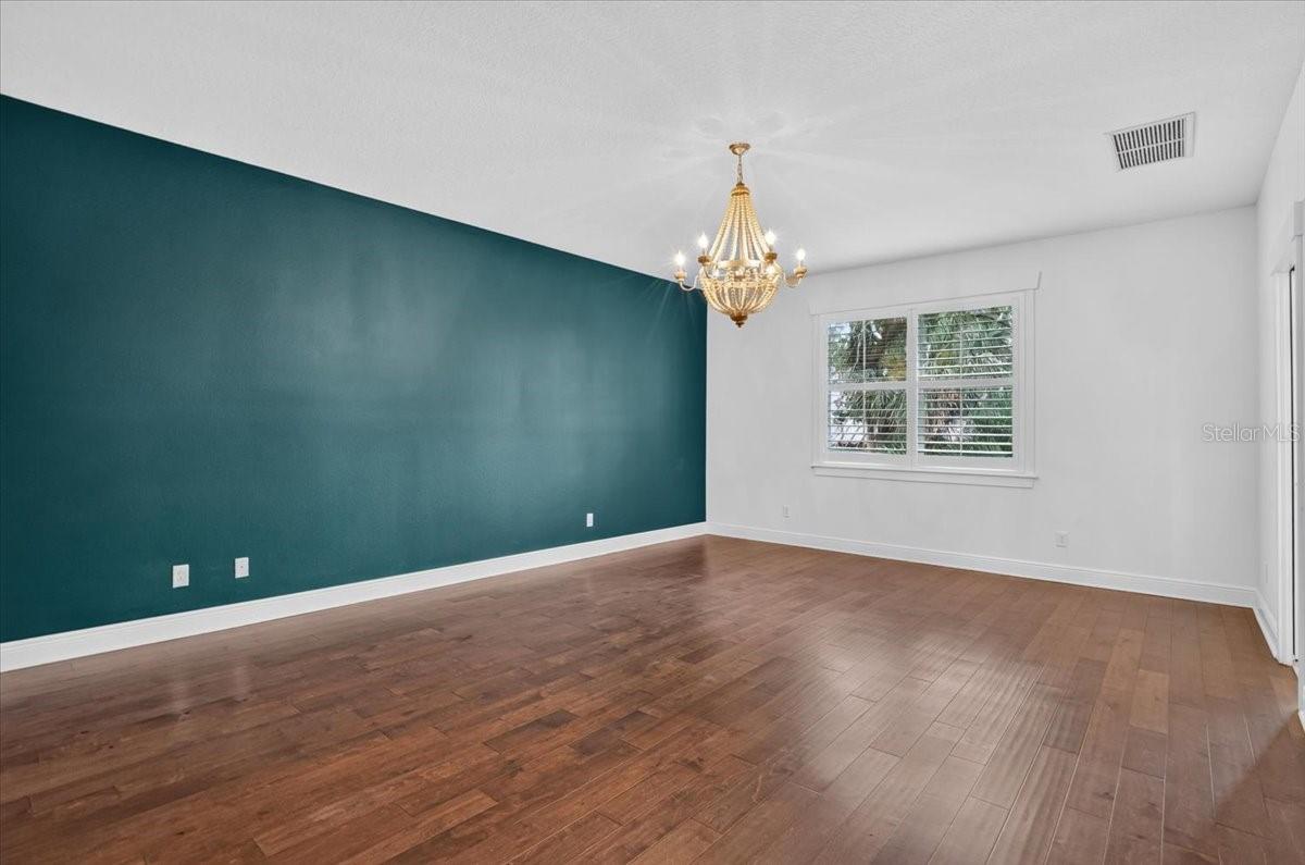 3615 W RENELLIE CIR — photo 44