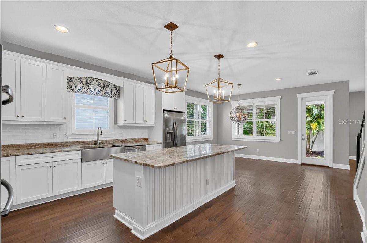 3615 W RENELLIE CIR — photo 14