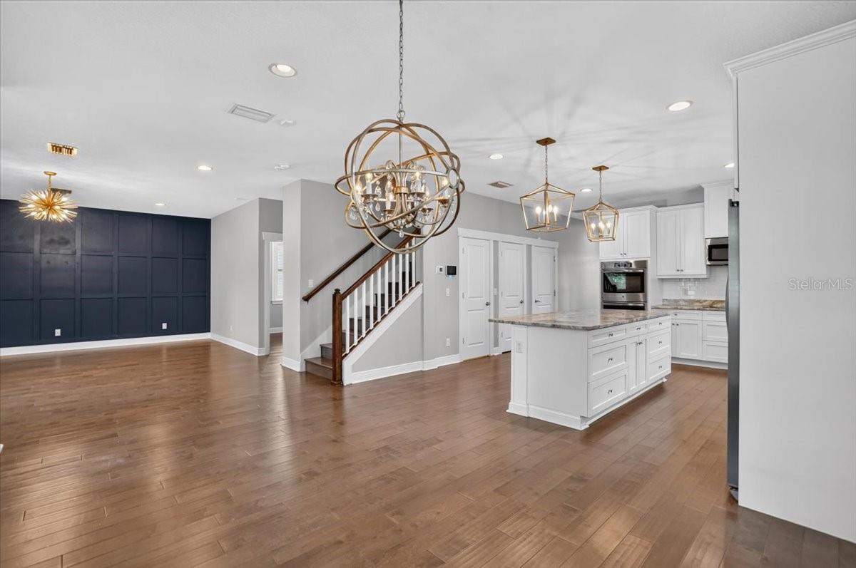 3615 W RENELLIE CIR — photo 20