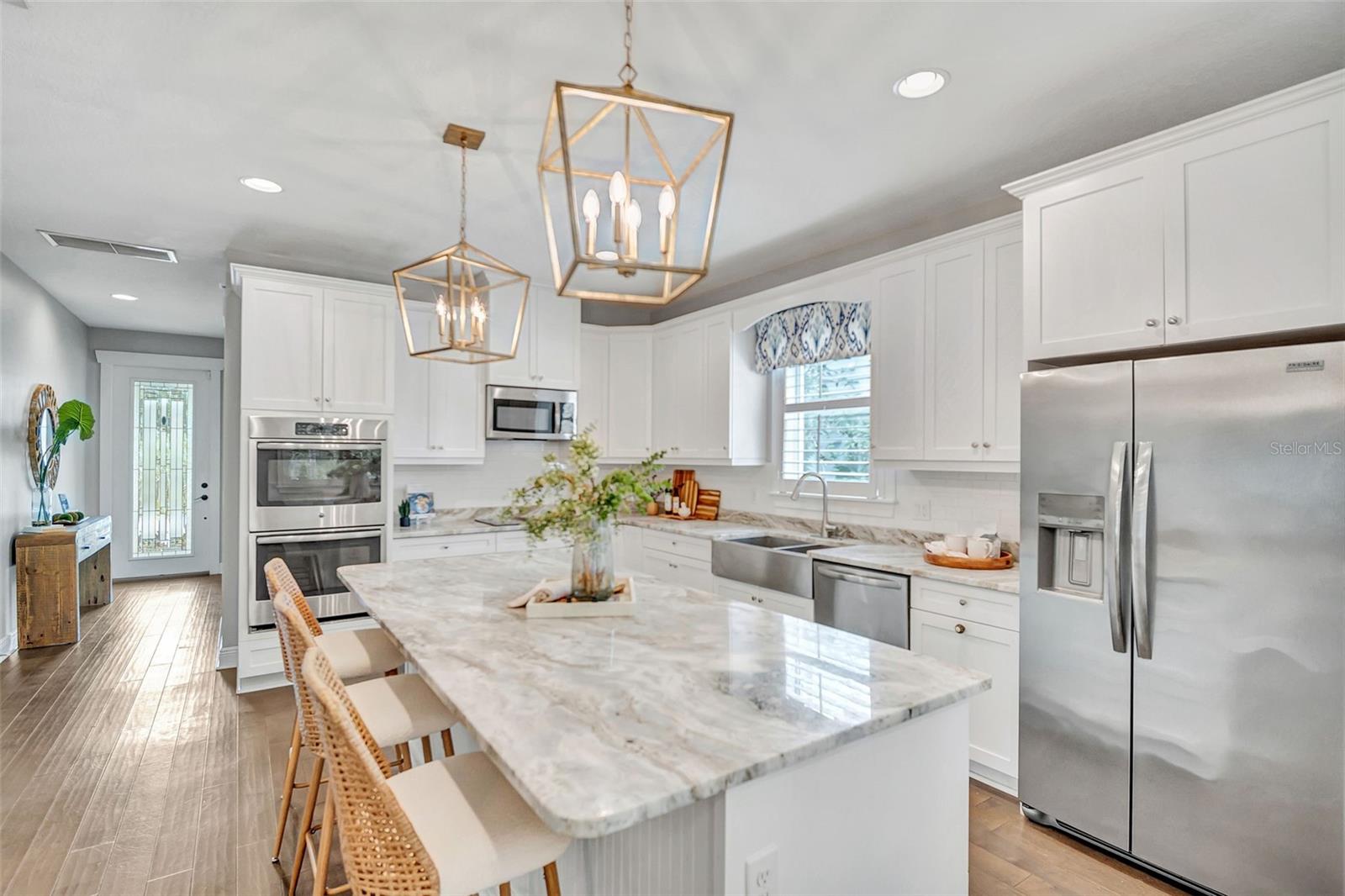 3615 W RENELLIE CIR — photo 16