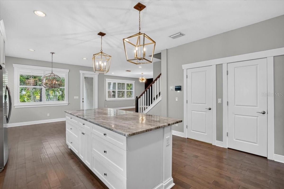 3615 W RENELLIE CIR — photo 12
