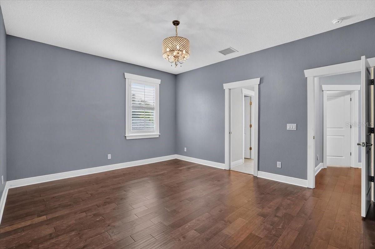 3615 W RENELLIE CIR — photo 42
