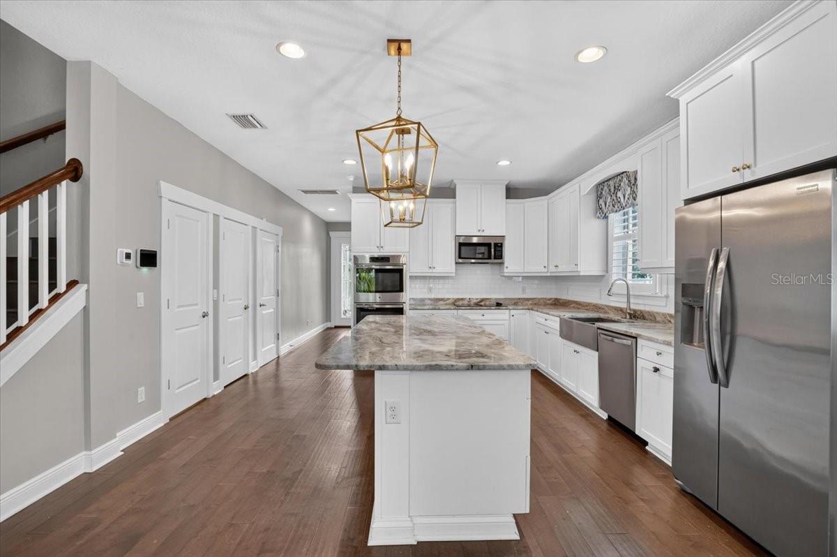3615 W RENELLIE CIR — photo 15