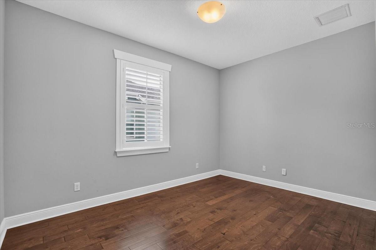 3615 W RENELLIE CIR — photo 30
