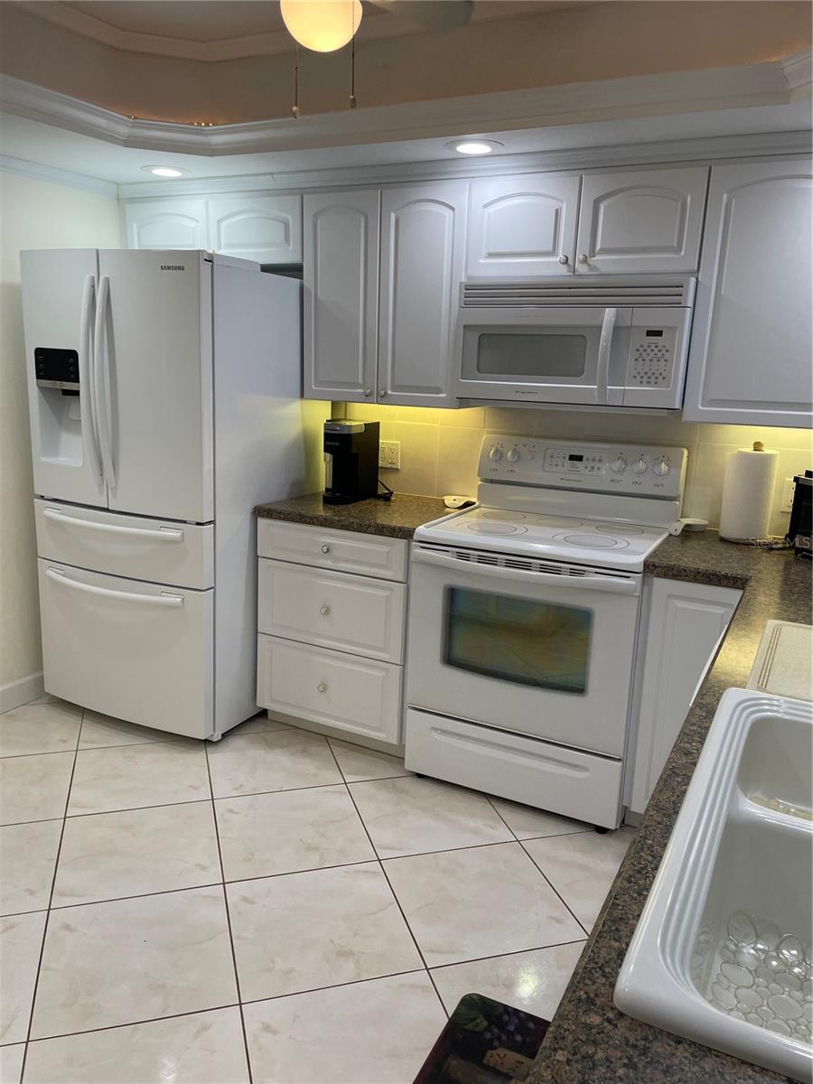 895 S GULFVIEW BLVD #303 — photo 6