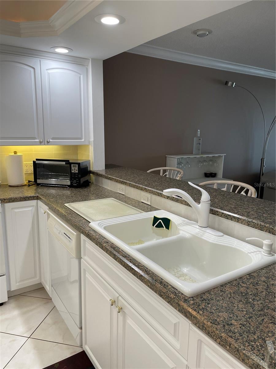895 S GULFVIEW BLVD #303 — photo 7