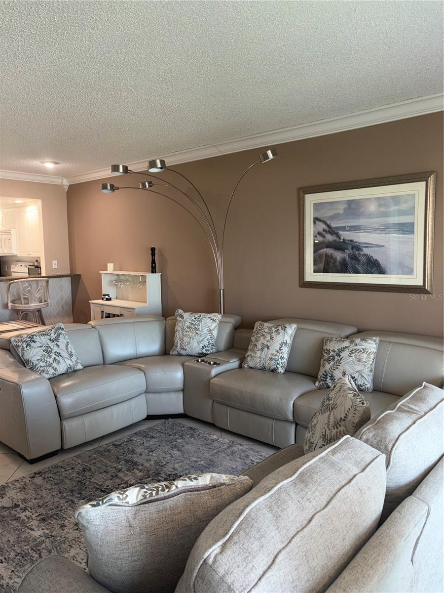 895 S GULFVIEW BLVD #303 — photo 10
