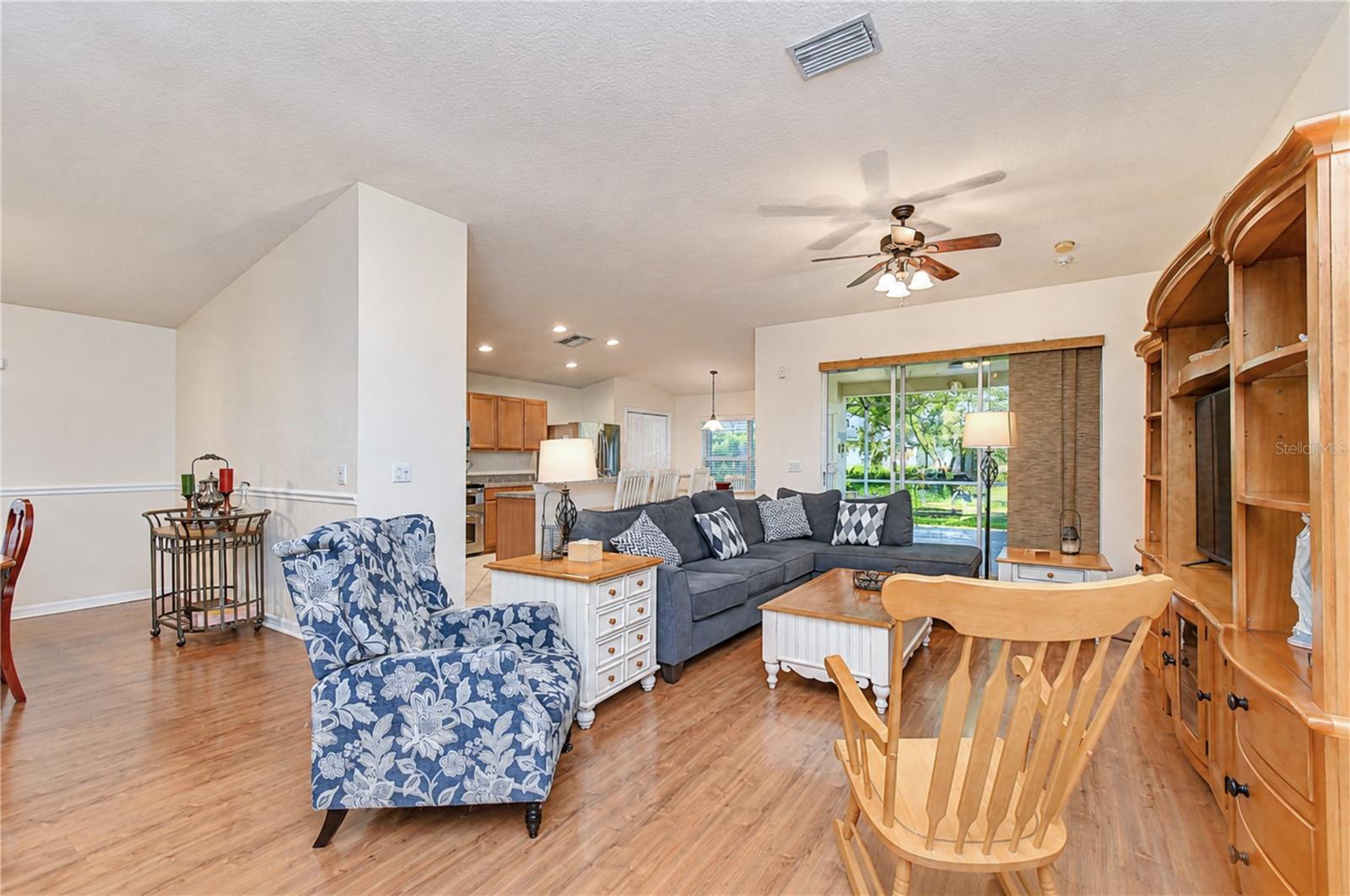 6209 GANNETDALE DR — photo 6