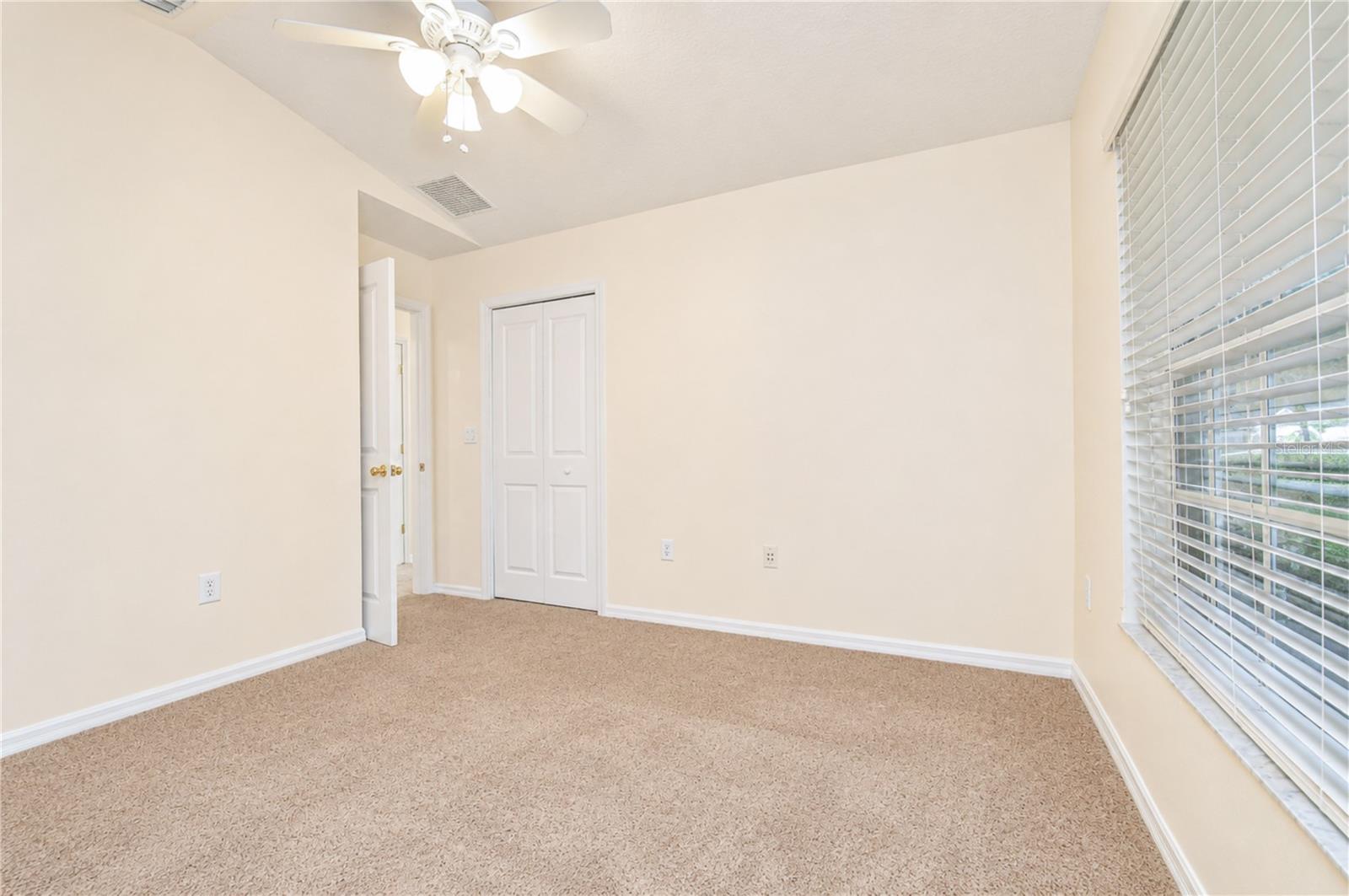 6209 GANNETDALE DR — photo 18