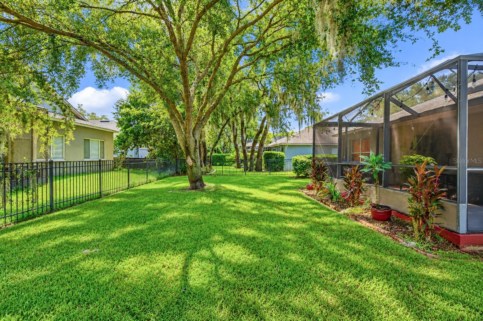 6209 GANNETDALE DR — photo 28